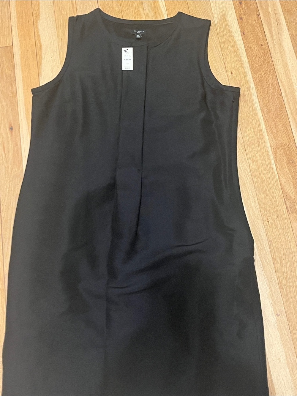 NWT TALBOTS Black Sleeveless Shift Dress with Center Front Pleat 16p